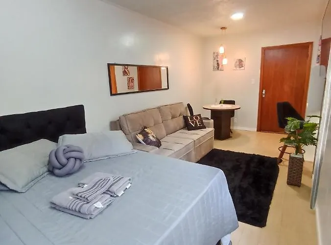 Belo apt próximo ao Consulado