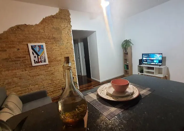 Apartamento Com Espaco Para Home Office No Menino Deus Ao Lado Do Shopping Praia De Belas