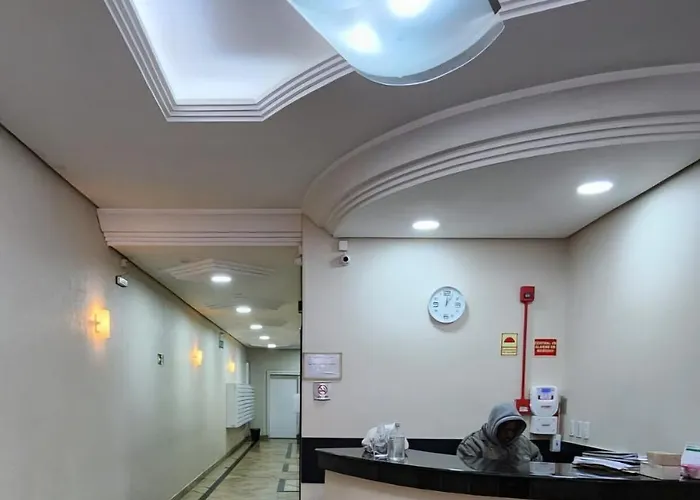 Apto Inteiro Centro Sta Casa 200M Wifi Perto De Tudo Ate 4 Pessoas