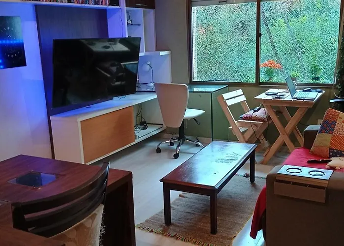Entire Apartment In The Heart Of Cb