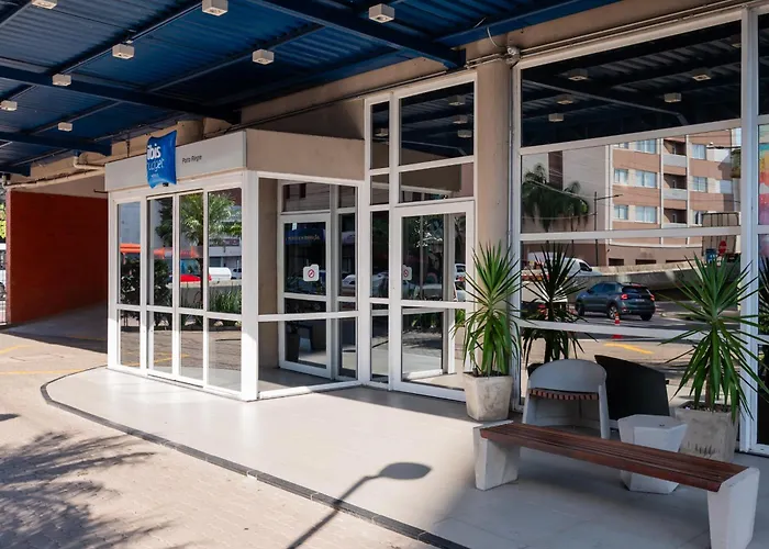 ibis budget Porto Alegre - Centro Histórico, próximo ao Mercado Público, ao Cais Mauá e à Rodoviária