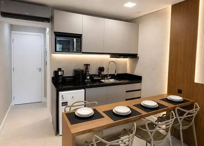 Beautiful Apartment 05 4P Near Fiergs, Consulate, Airport