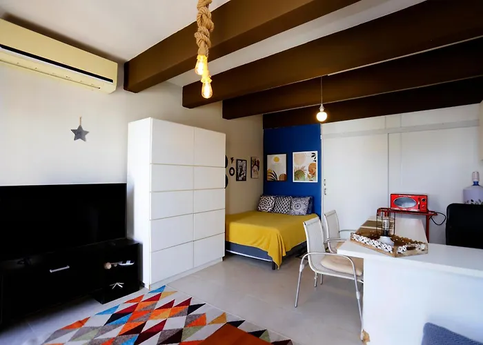 Charmoso E Aconchegante Studio Na Cidade Baixa Em Porto Alegre Perto Da Ufrgs, Santa Casa, Parques, Orla, Centro Da Cidade